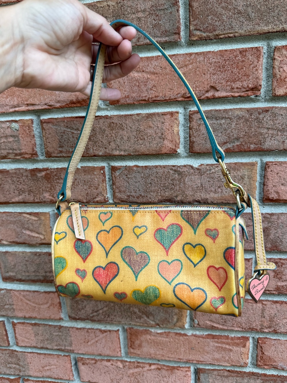 Vintage Y2K Dooney & Bourke “Crayon Hearts" Mini Barrow / Barrel. Shoulder Bag.